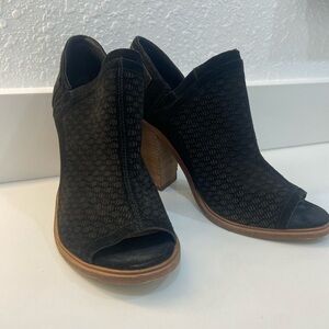 Vince Camuto booties. Elegant Black Peep-Toe Women's Shoes